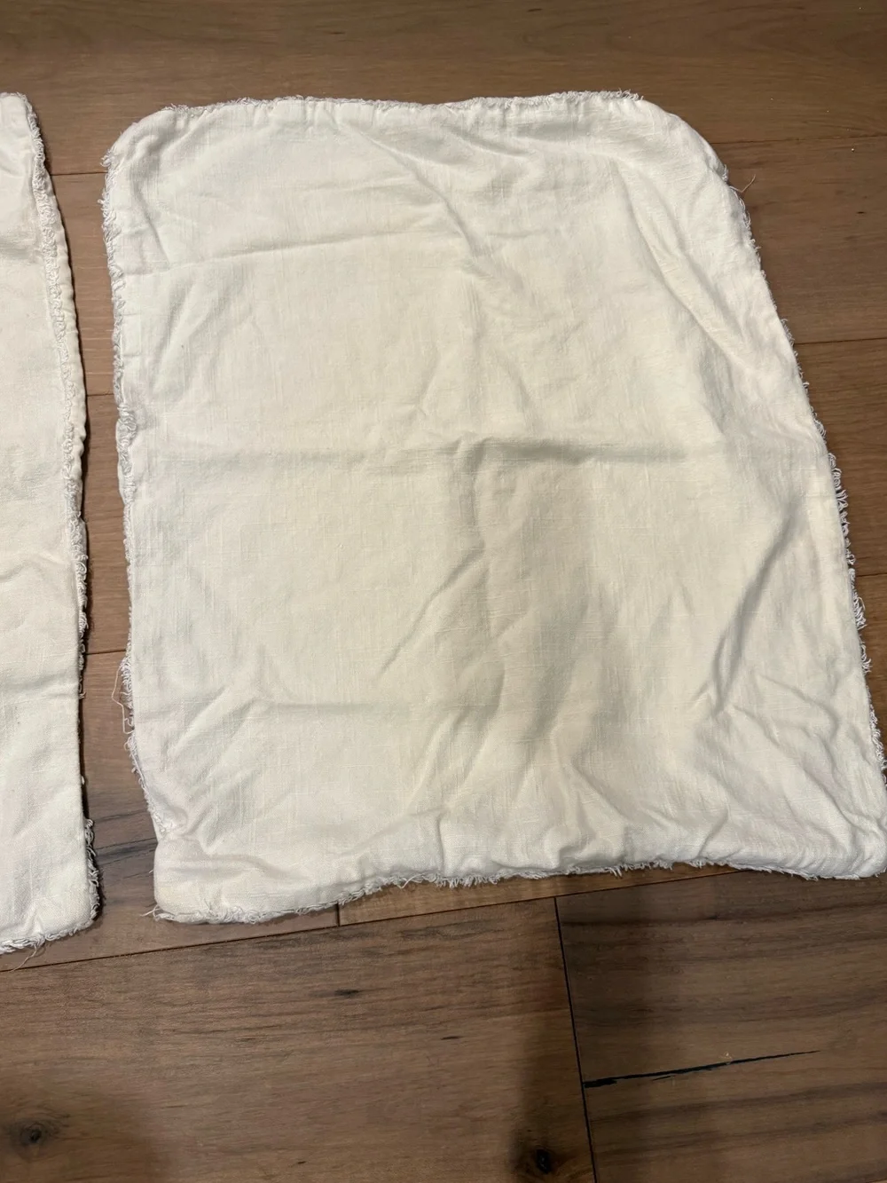 Set of Queen size shams